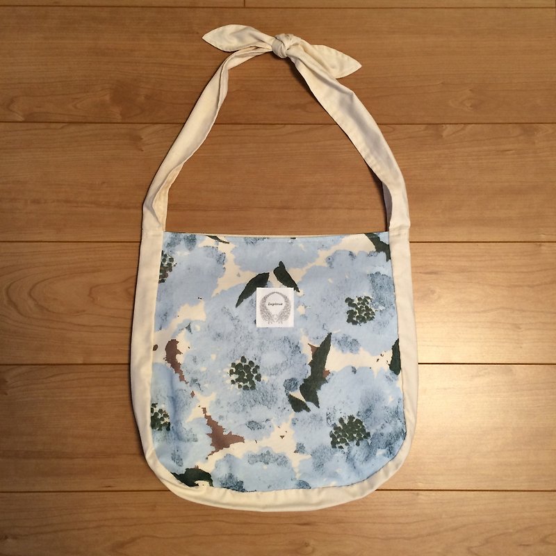 Flower Pattern Ribbon Shoulder Eco Bag Blue - Messenger Bags & Sling Bags - Cotton & Hemp Blue