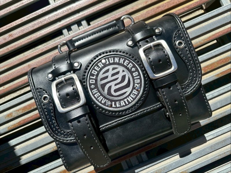 重機橢圓包 - 其他 - 真皮 黑色