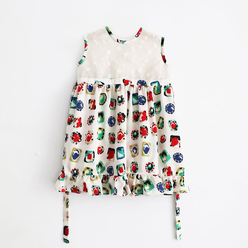 Openwork embroidery yarn, lotus leaf skirt, double-sided dress - ชุดเด็ก - ผ้าไหม ขาว