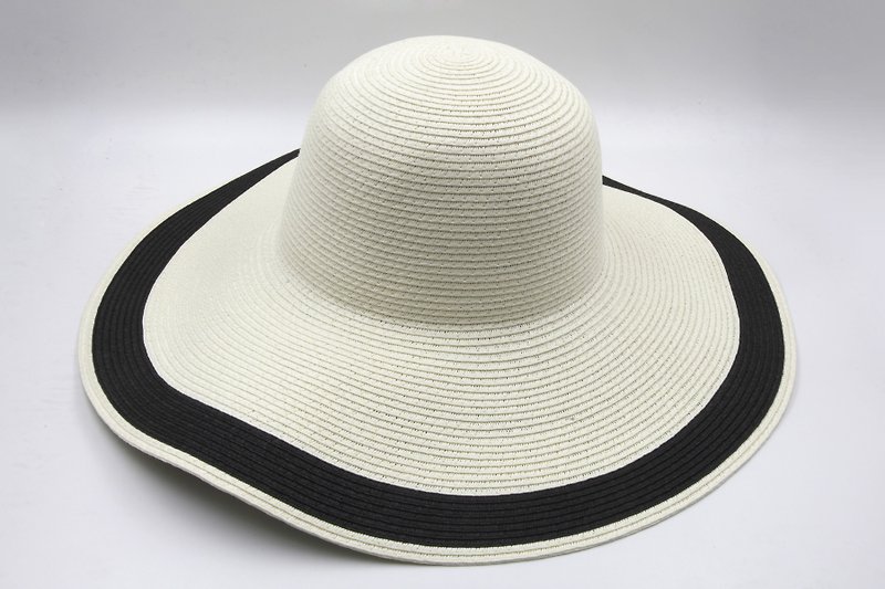 【Paper Home】 Two-color big brim (white) paper thread weaving - Hats & Caps - Paper White