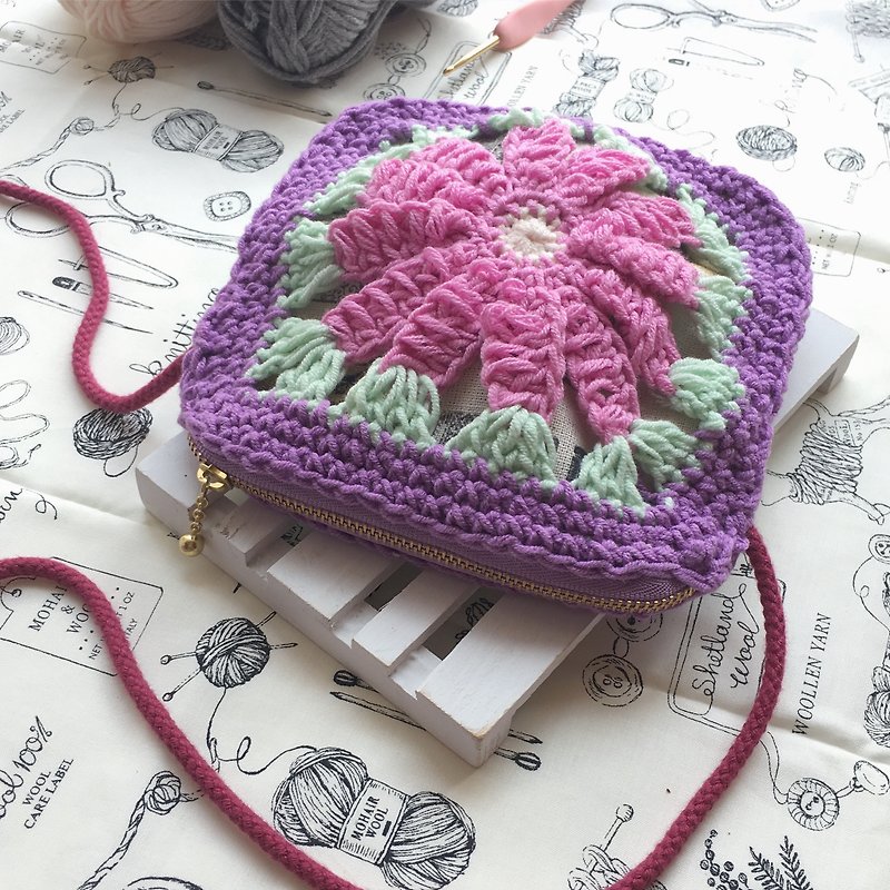 Taro purple feel crocheted cotton shoulder bag/crossbody bag//hand-woven/woven bag - กระเป๋าแมสเซนเจอร์ - ผ้าฝ้าย/ผ้าลินิน สีม่วง