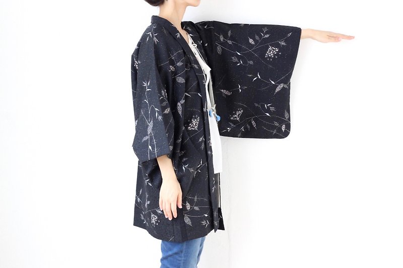 glitter kimono, floral haori, kimono jacket, traditional kimono /4008 - เสื้อแจ็คเก็ต - เส้นใยสังเคราะห์ สีดำ