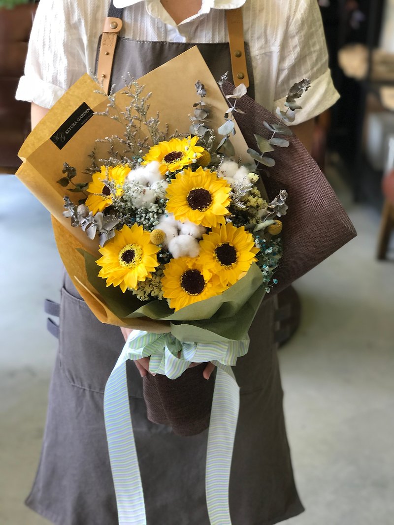 璎珞Manor*G11*Gift bouquet / eternal flower. Dry flower / Graduation season / Teacher bouquet - ช่อดอกไม้แห้ง - พืช/ดอกไม้ 