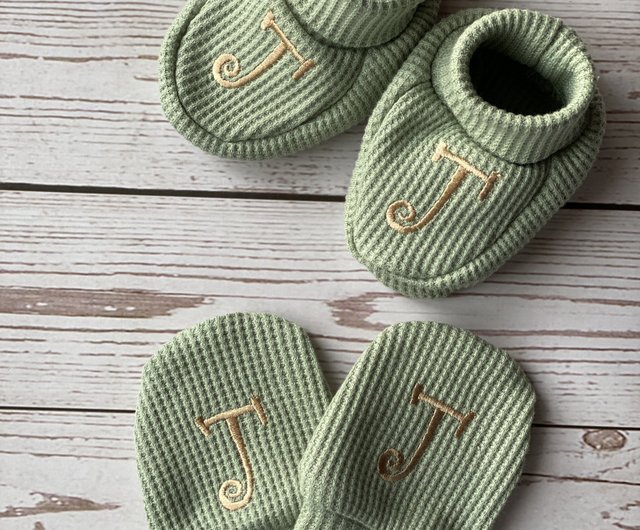 Green 2025 baby booties