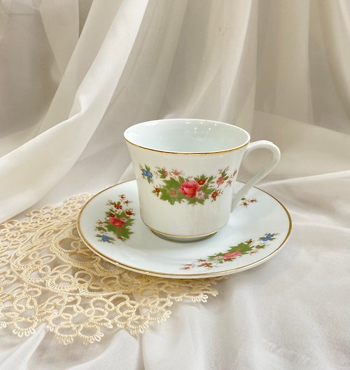 好日。戀物 【好日戀物】台灣古董古件-典雅花卉陶瓷茶杯組