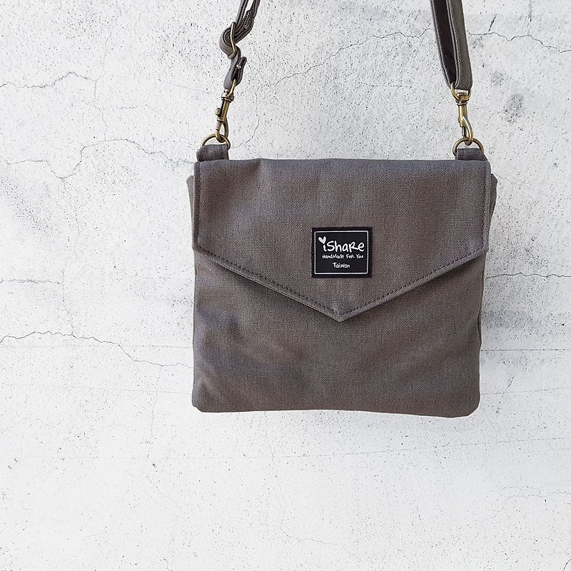 Double Envelope Shoulder Bag - Grey (Multi-Mezzanine / Carry-on Bag / Walking Bag) - กระเป๋าคลัทช์ - ผ้าฝ้าย/ผ้าลินิน สีเทา