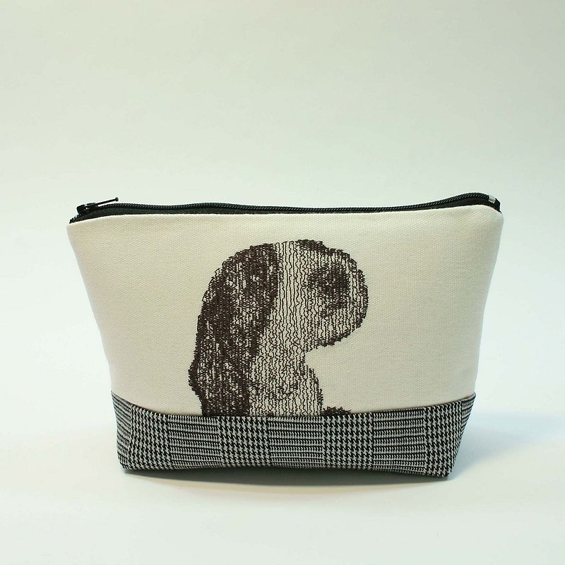 Cosmetic 08- embroidery dog - กระเป๋าเครื่องสำอาง - ผ้าฝ้าย/ผ้าลินิน สีดำ