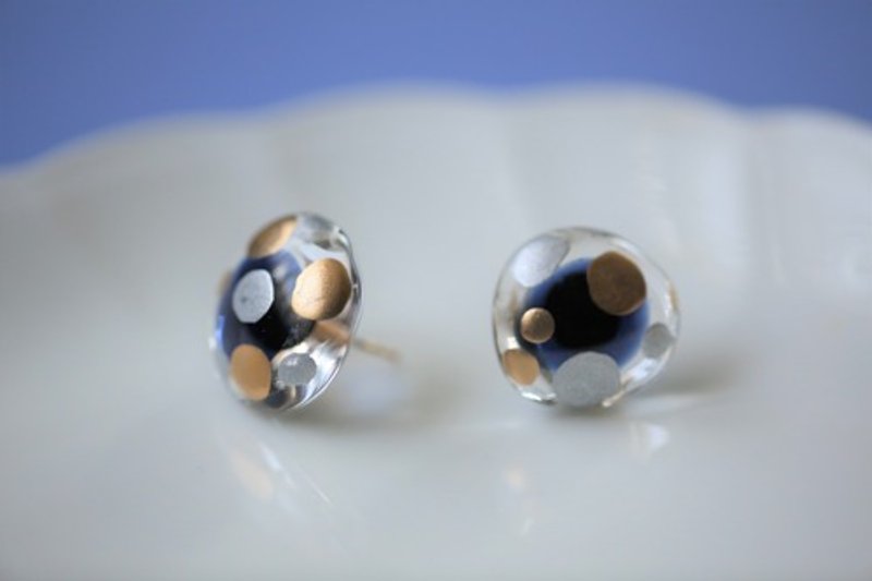 Kintsugi x stained glass earrings (dot pattern, blue) - ต่างหู - แก้ว 
