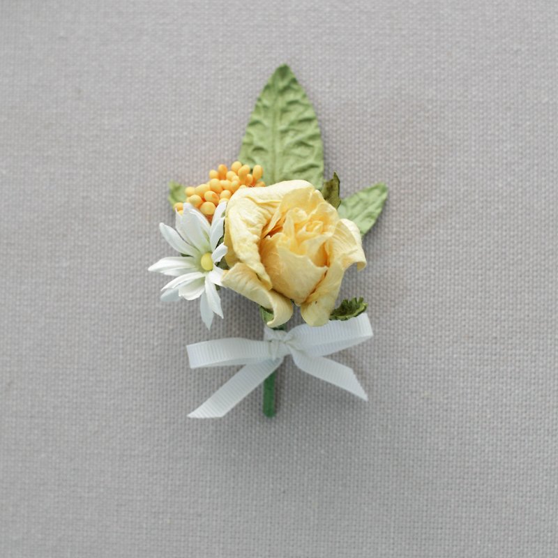 GC104 : Flower Bottonholes Boutonniere Wild Things, Yellow Daisy Size 2" x 3.5" - Brooches - Paper Yellow