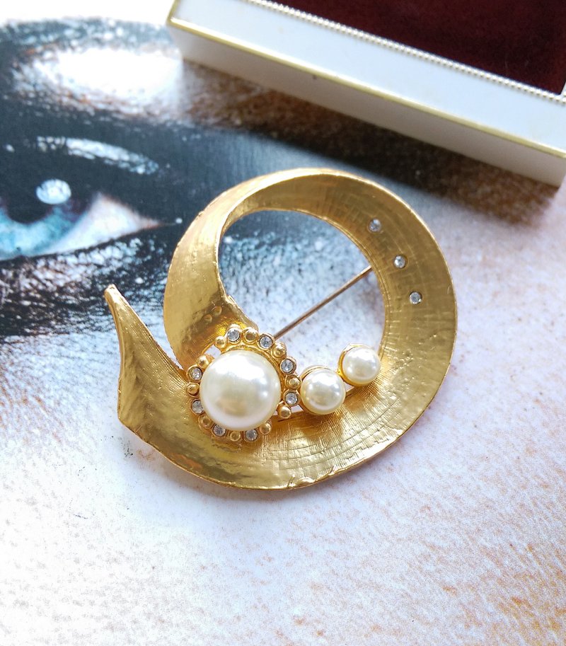 Vintage Jewelry 西洋古董飾品 氣質摩登 珠鑽 別針 - 徽章/別針 - 其他金屬 金色