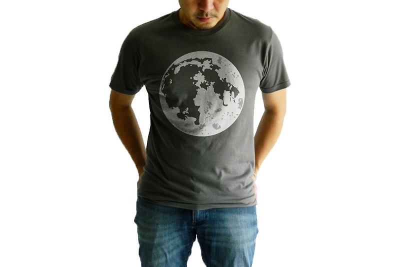 超級月亮圖案炭色T恤 月球插圖文創手工印潮流純棉T 休閒中性裝 - 中性衛衣/T 恤 - 棉．麻 