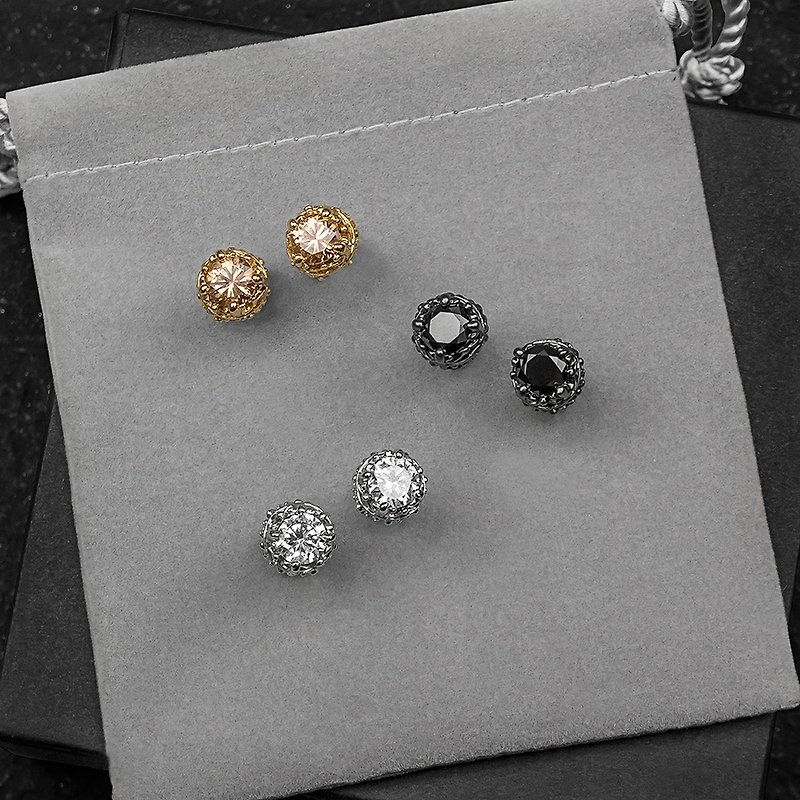 Crown rhinestone earrings Solo Crown Rhinestone Earrings - ต่างหู - เครื่องเพชรพลอย 