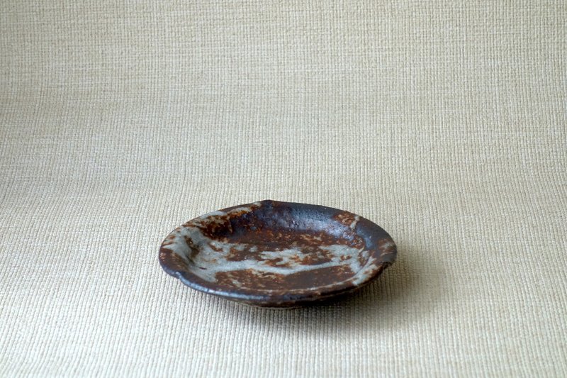 輪花皿 信濃釉b - 碟子/醬料碟/醬油碟 - 陶 咖啡色