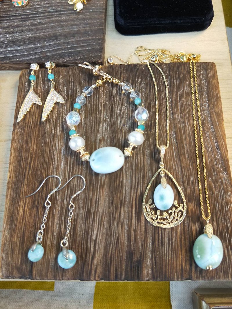 La Lima Little La Atlantis Garden Necklace - Necklaces - Semi-Precious Stones Blue