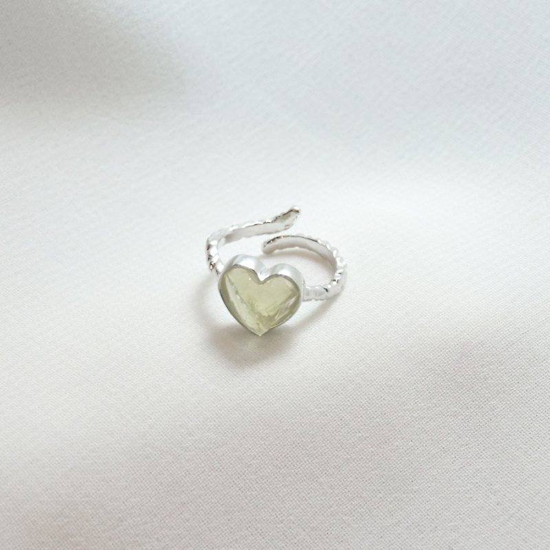 Heartbeat ring - 戒指 - 其他材質 銀色