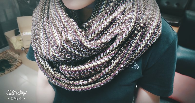 Brown color colorful pattern soft knitted scarf scarf - ผ้าพันคอถัก - ผ้าฝ้าย/ผ้าลินิน สีนำ้ตาล