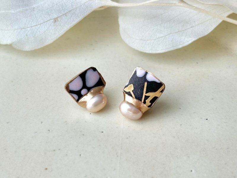 京焼　金継ぎ　サージカルステンレスピアス　花柄　絵付け　淡水パール　天然石　 伝統工芸　No.152 - 耳環/耳夾/耳骨夾 - 陶 粉紅色