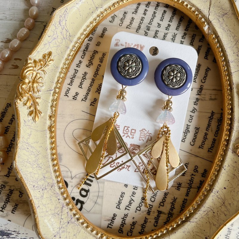 wow Handmade-Jingjing 2way button earrings - Earrings & Clip-ons - Other Materials 