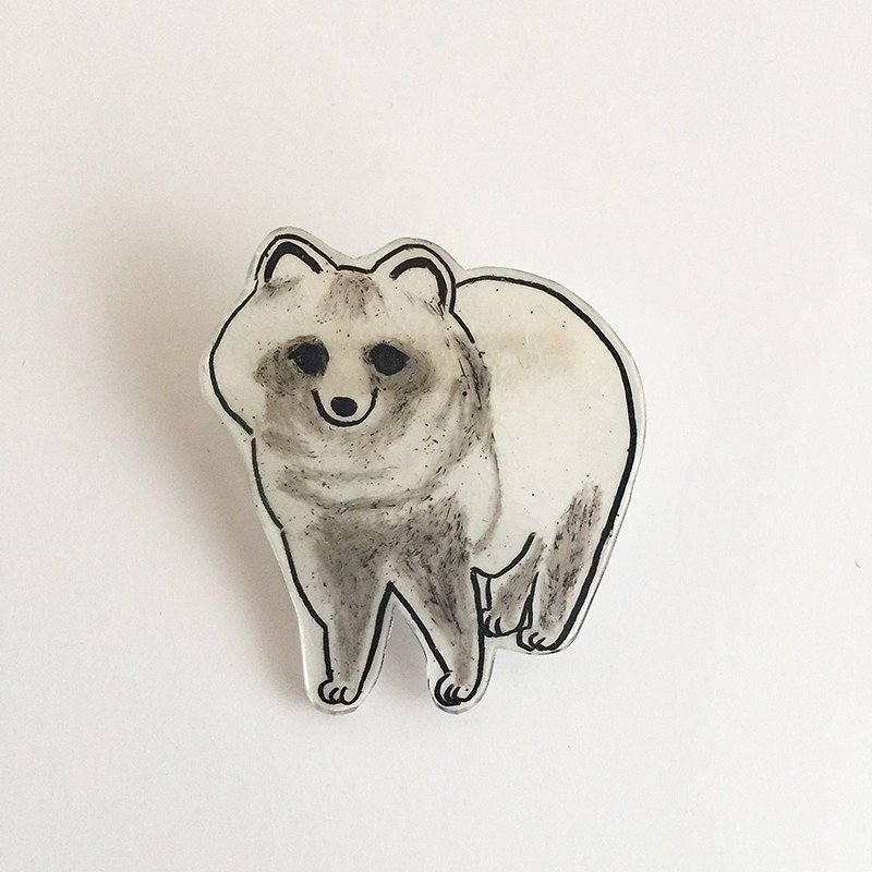 Prabang brooch of raccoon - เข็มกลัด - พลาสติก ขาว