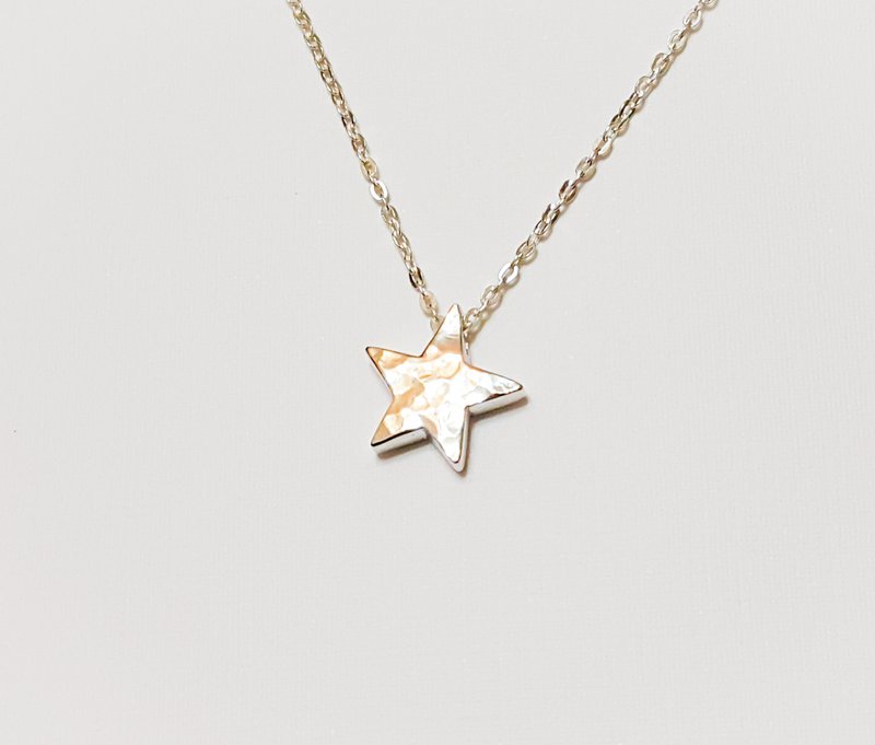 Star Sterling Silver Necklace-Hand-knocked forged texture (two-wearing style-different textures between front and back) / Clavicle chain / Bracelet / Gift / Valentine's Day / Anniversary - สร้อยคอทรง Collar - โลหะ ขาว