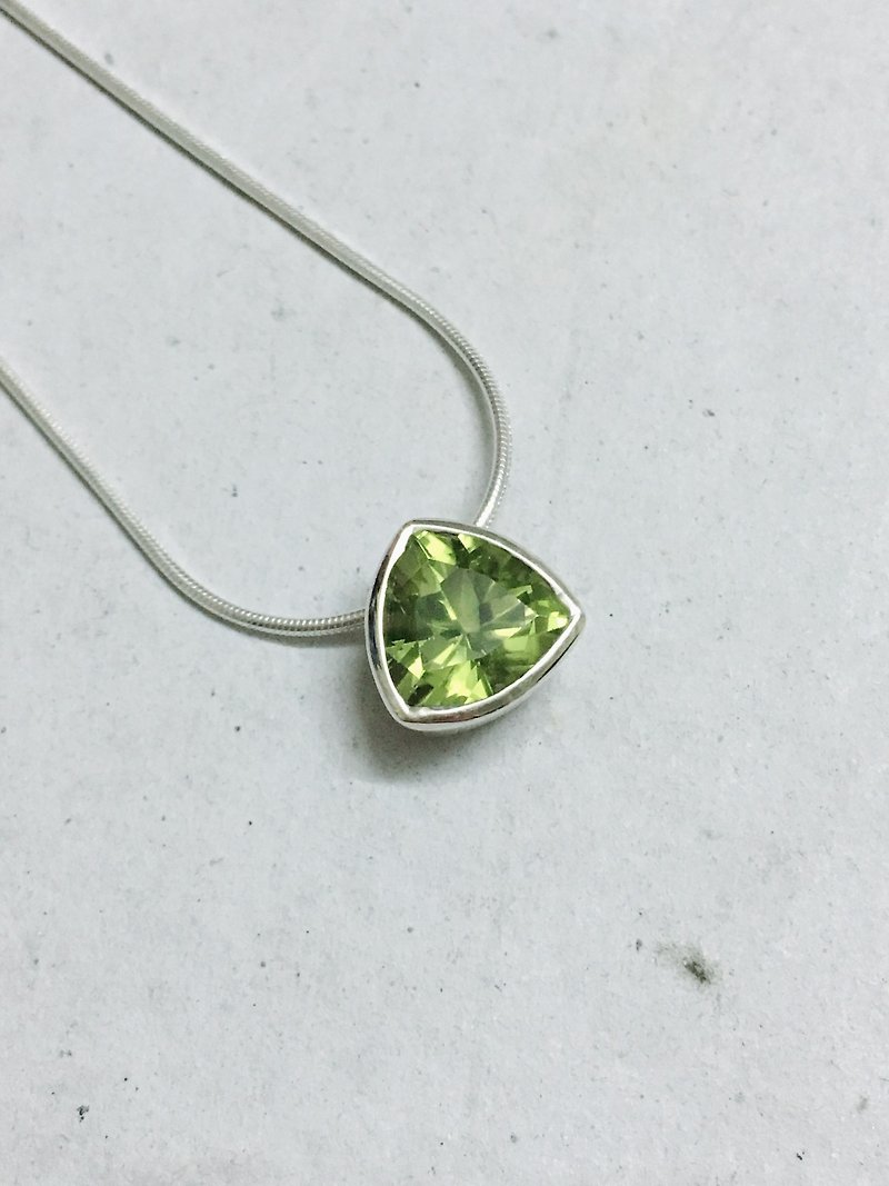 Peridot Tag Pendant Handmade in Nepal 92.5% Silver - Necklaces - Semi-Precious Stones Green