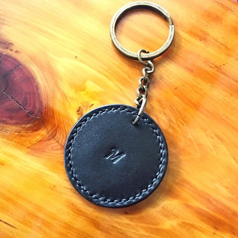 Finished product manufacturing Maru 々 key ring original handmade leather key ring hand stitched vegetable tanned engraved name gift - Keychains - Genuine Leather Black
