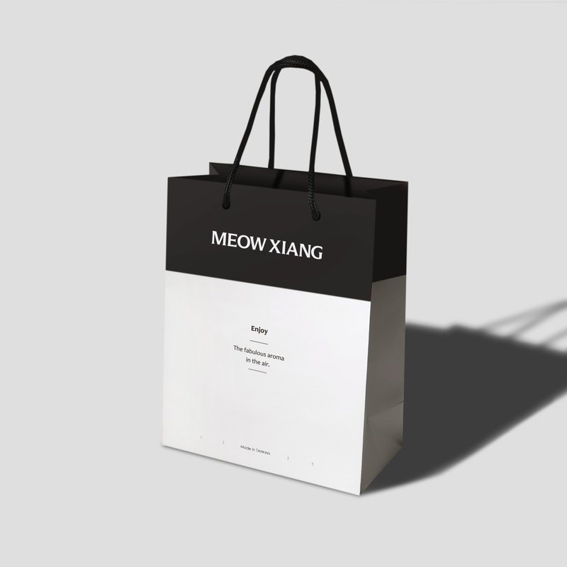 MEOWXIANG Miaoxiang brand bag / Please do not place an order separately - Other - Paper White