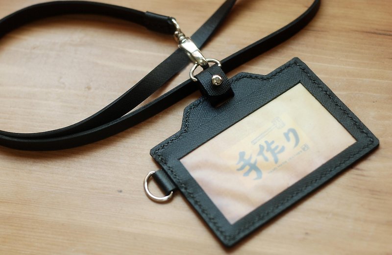 Cross-grain leather folder - ที่ใส่บัตรคล้องคอ - หนังแท้ สีดำ