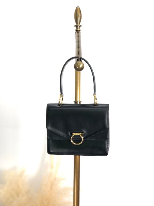 日本直送名牌中古包】CELINE セリーヌハンドバッグブラック