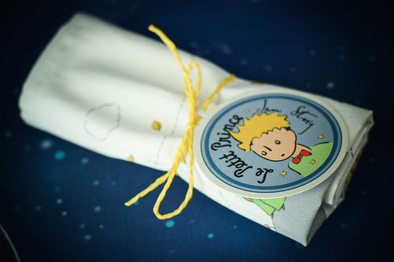 Le Petit Prince x Jam Story placemat - ผ้ารองโต๊ะ/ของตกแต่ง - ผ้าฝ้าย/ผ้าลินิน สีน้ำเงิน