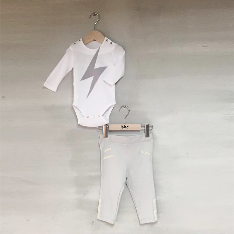 （灰色時尚小童禮盒）閃電包屁衣（白底灰閃電）+時尚拉鏈褲（灰） - 其他 - 棉．麻 灰色