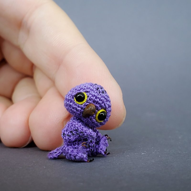 Extreme micro crocheted owl. Dollhouse miniature. Amigurumi owl toy. Doll pet.