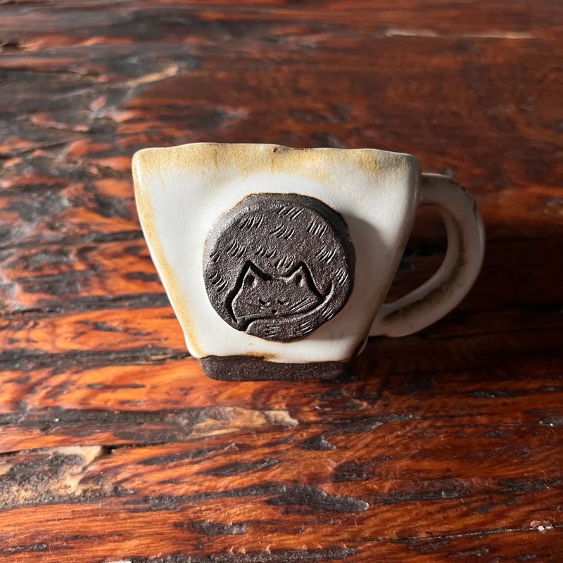 OREO cat/coffee cup/pottery - แก้วมัค/แก้วกาแฟ - ดินเผา ขาว