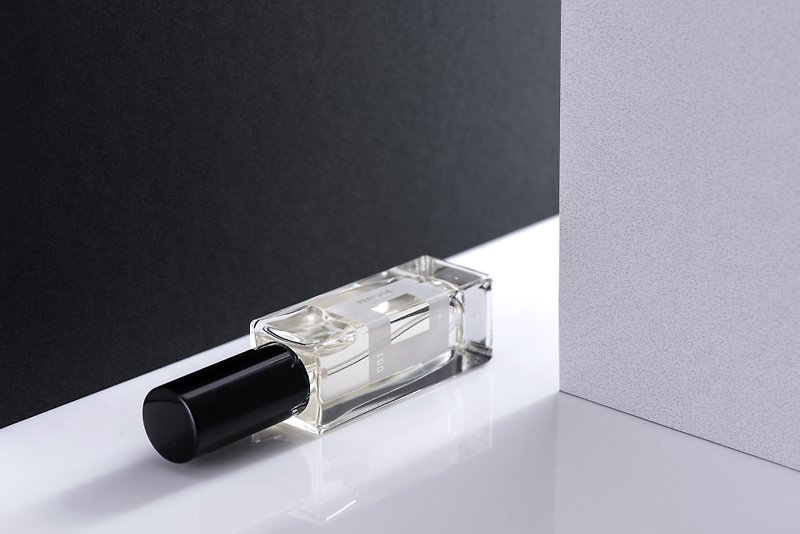 主題式輕香水 - Philippe Starck  30ml - 香薰/精油/線香 - 其他材質 白色