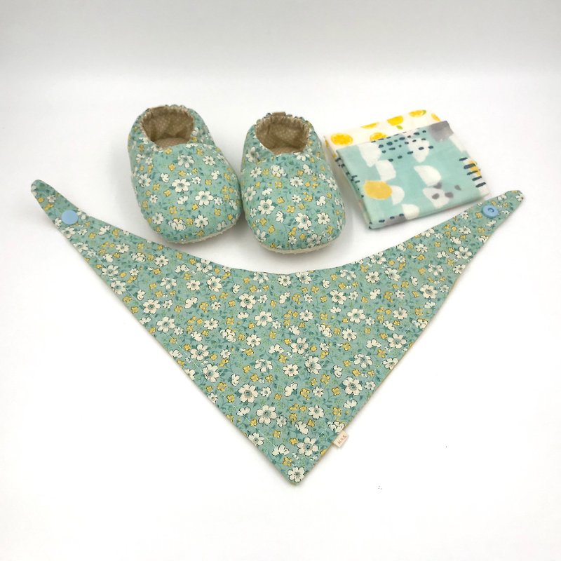 Fresh flowers (green bottom)-Moon baby gift box (toddler shoes/baby shoes/baby shoes + 2 handkerchiefs + scarf)