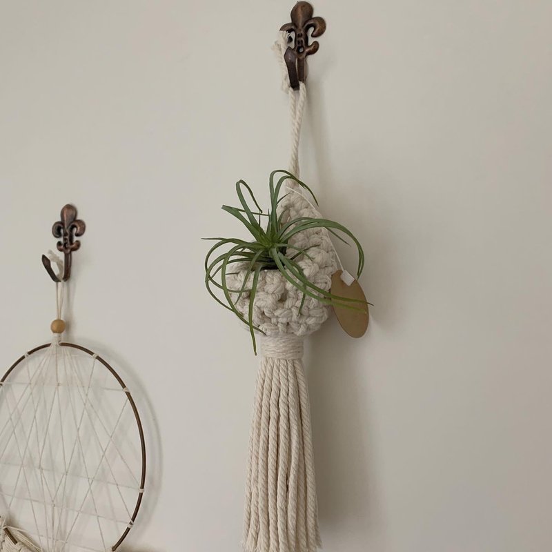 Macrame 編織 水滴 植物 空鳳 仙人掌 掛飾 l 車內室內裝飾 - 擺飾/家飾品 - 棉．麻 白色