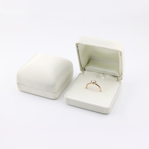AndyBella Jewelry 戒指盒, 耳環盒, 墜鍊盒, 精緻綢緞多功能珠寶盒, 日本原裝進口