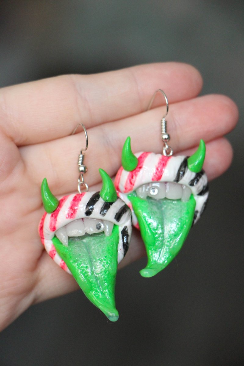 Crazy Earrings Fun Earrings - ต่างหู - ดินเหนียว หลากหลายสี