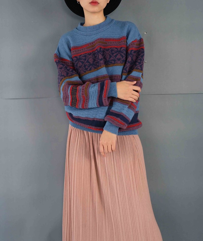 Treasure Hunting - Washing Old Grey Blue Peach Red Striped Silk Sweater - Women's Sweaters - Polyester Blue