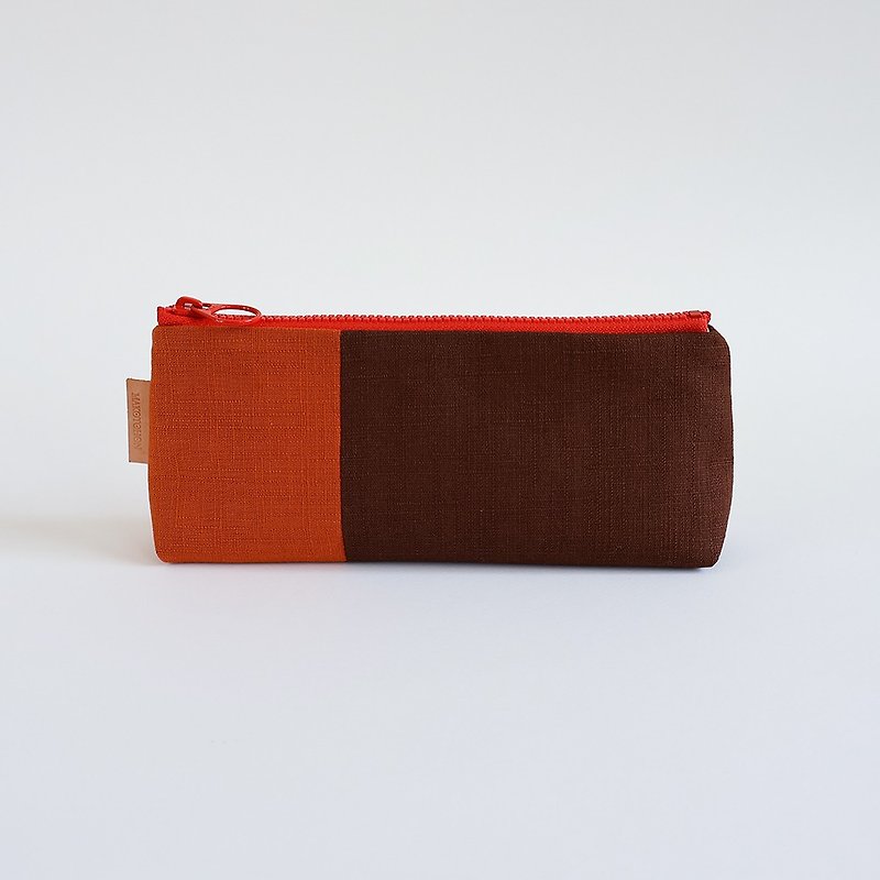 手工縫製-暗橘色X深咖啡雙色拼接筆袋 - 筆盒/筆袋 - 棉．麻 橘色