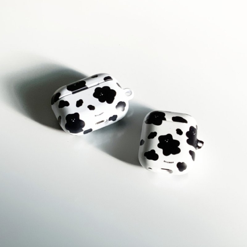 韓國文創 Cow Cow Chanibear AirPods case apple  蓝牙耳机盒 (1,2/pro/3) - 手機配件 - 塑膠 