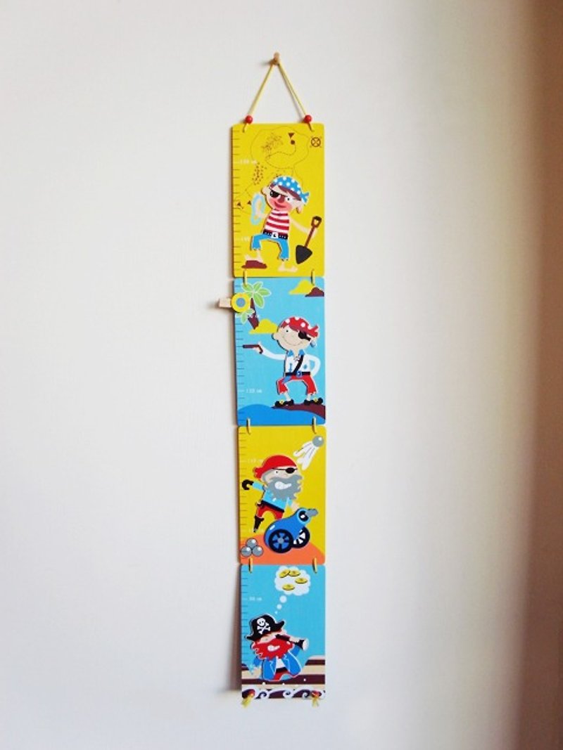 Wooden Pirate growth chart - ตกแต่งผนัง - ไม้ 