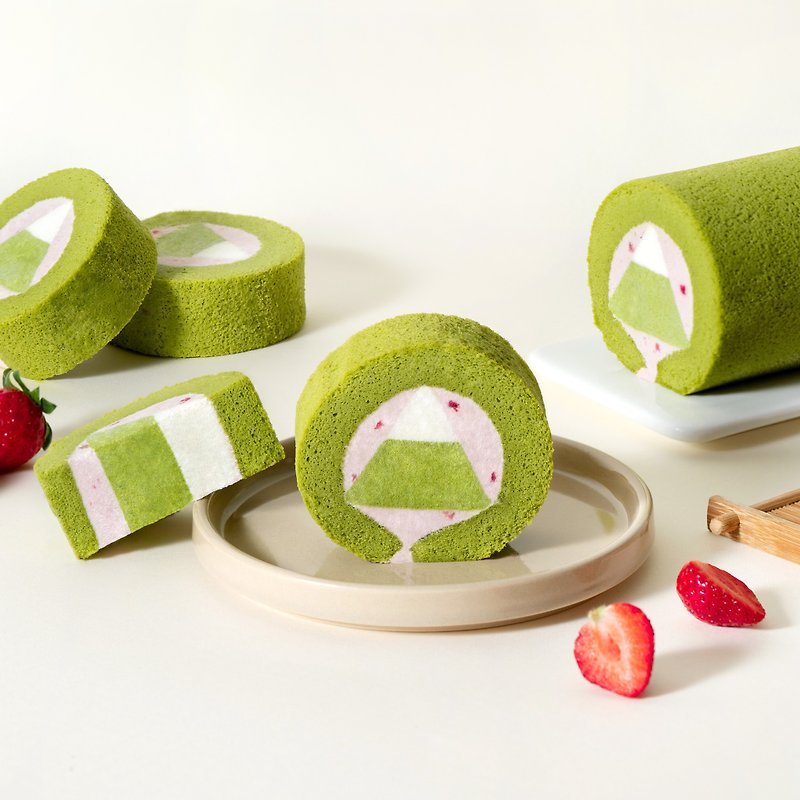 Matcha Berry Mount Fuji Ice Cream Roll - Cake & Desserts - Other Materials Green