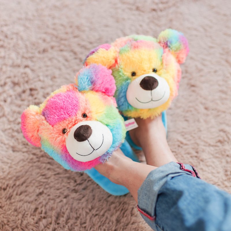 CANDY BEAR rainbow sugar bear slippers - ตุ๊กตา - เส้นใยสังเคราะห์ หลากหลายสี