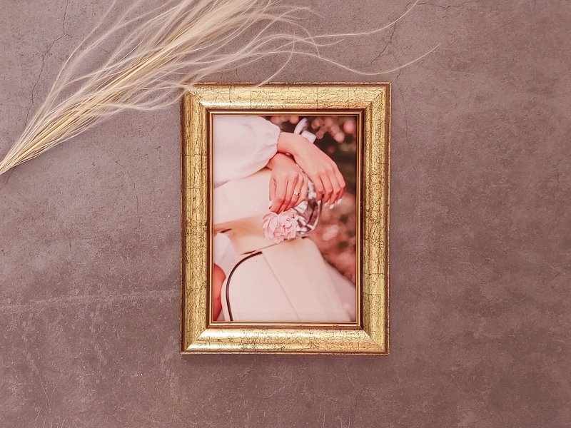 【懷舊 Shabby Chic】5x7吋手工舊化金實木桌立相框 - 相框/畫框 - 木頭 金色