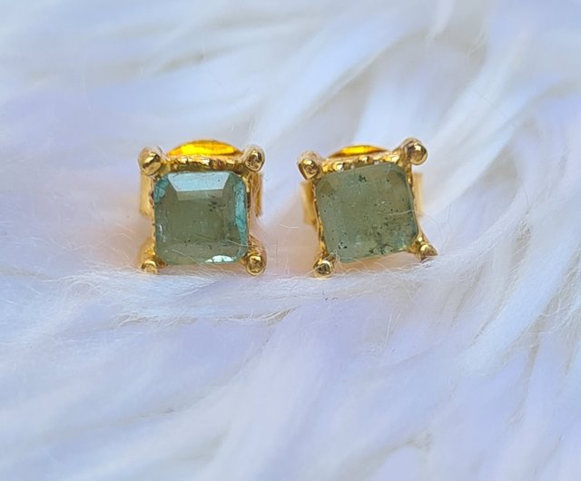 【保証書付】 ザンビアのエメラルドピアス、サイズ4 mm、シルバー、ゴールド エメラルド