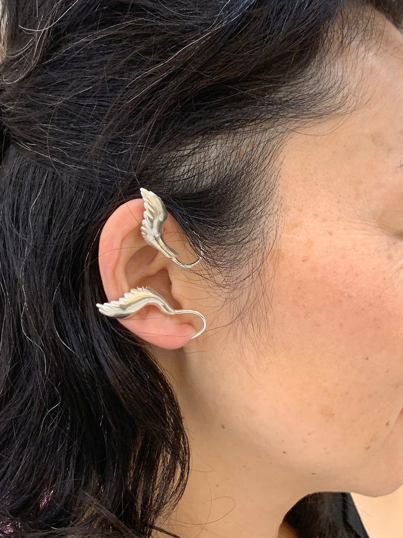 Angel Whisper Handmade Earrings/Earrings - ต่างหู - เงิน ขาว
