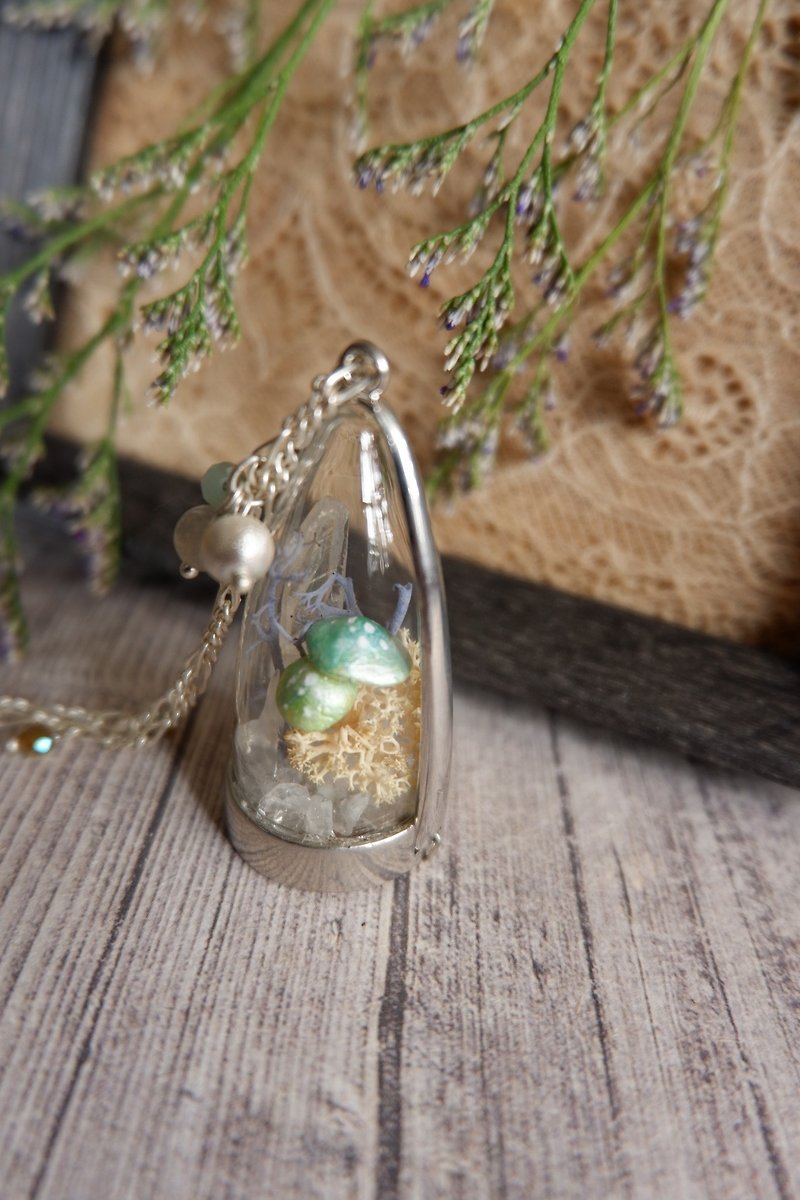 Mr.Bird forest fairy mushroom crystal clay necklace accessories - Chokers - Clay Green