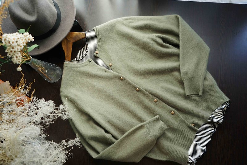 羊毛 女毛衣/針織衫 綠色 - 尋寶古著-春天草綠色毛海針織開襟外套
