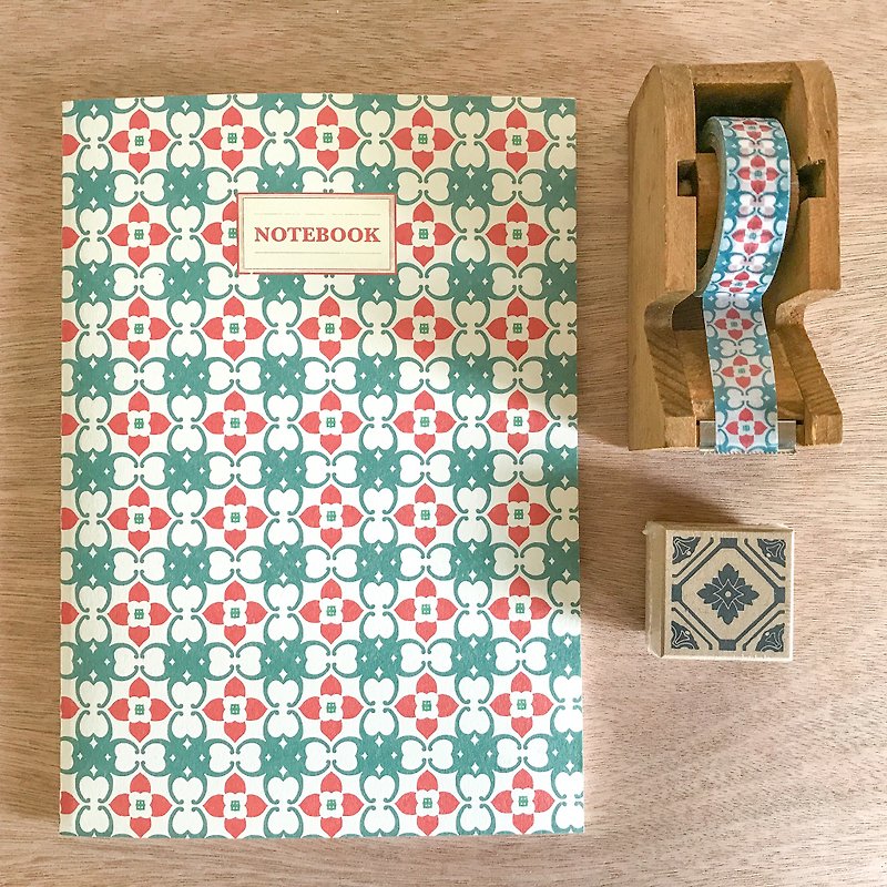 Blank notebook with persimmon and good bat gas tiles - สมุดบันทึก/สมุดปฏิทิน - กระดาษ สีแดง